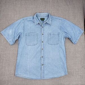 Scandia Woods Light Blue Short Sleeve Denim Shirt Double Pocket. Large